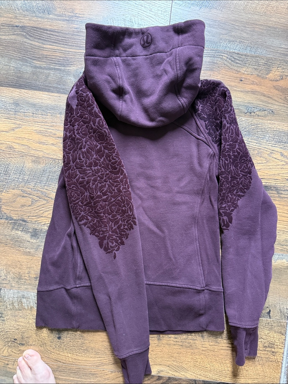 lululemon athletica Plum Hooded Zip-Up Sweatshirt - Picture 5 of 5